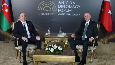 Cumhurbaşkanı Erdoğan, Aliyev ile bir araya geldi