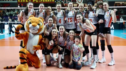 Eczacıbaşı, Sultanlar Ligi'nde 3. oldu!