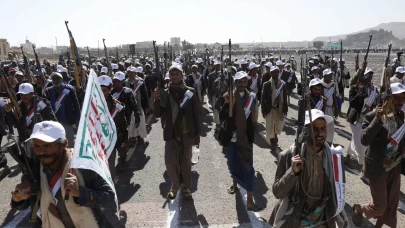 ABD'nin tehditlerine Husilerden cevap: "Kibir gösterisi"