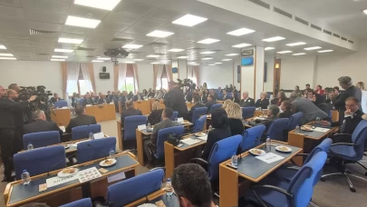 Gözyaşları sel oldu! Küçük çocuğun son mesajı milletvekillerini de ağlattı