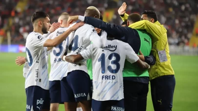 Fenerbahçe yine geriden gelerek kazandı