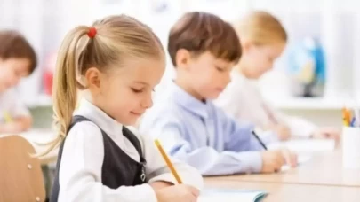 Nisan Ara Tatili Ne Zaman Bitiyor, Okullar Ne Zaman Açılacak?
