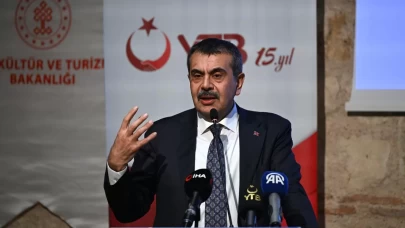 Bakan Tekin: Çocuklarımızın ana dillerini doğru öğrenmelerini istiyorum