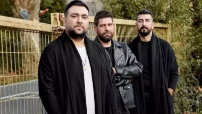 12. Uluslararası Portakal Çiçeği Karnavalı'nda "Sakiler" grubundan konser