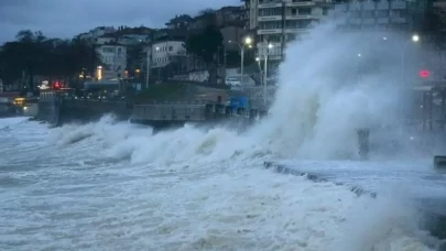 Meteoroloji uyardı: Batı ve Doğu Karadeniz ile Ege ve Akdeniz'de fırtına kapıda!