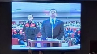 Tutuklu Ekrem İmamoğlu'un yargılandığı mahkemeden ilk görüntü