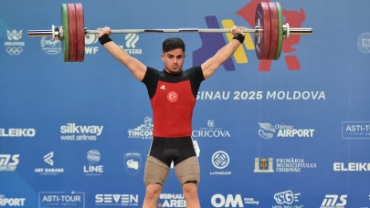 Kaan Kahriman Avrupa Halter Şampiyonası'nda altın madalya kazandı