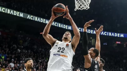 EuroLeague'de ayın oyuncusu Walter Tavares