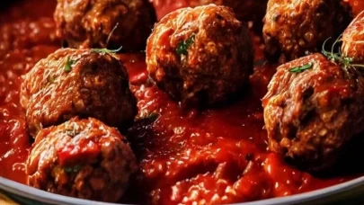 Boşnak köftesi tarifi: Balkan mutfağının efsane lezzetini evde yapın!