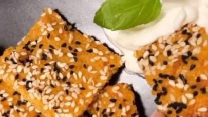 Glutensiz ve sağlıklı atıştırmalık: Mercimekli kraker tarifi