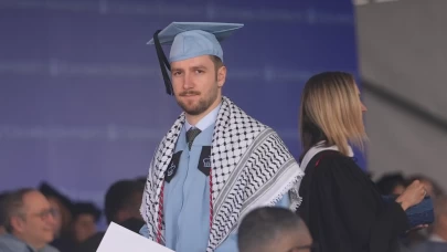Filistin'e desteği nedeniyle gözaltına alınan Mahdawi, Columbia Üniversitesi'nden mezun oldu