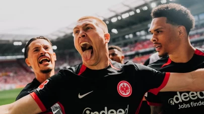 Eintracht Frankfurt Şampiyonlar Ligi biletini aldı