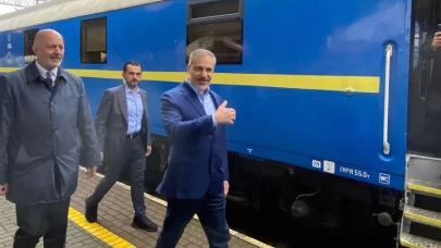 Bakan Fidan'dan savaşın kalbine diplomasi atağı