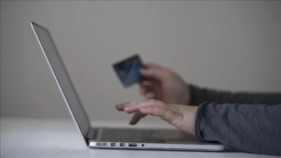 Yurt dışı sitelerinden alışverişlerde kişisel bilgi paylaşımına dikkat