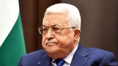 Filistin Devlet Başkanı Abbas’tan Lübnan’da temaslar