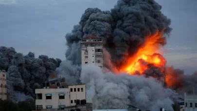 İsrail sivil evi hedef aldı: 4 ölü, 15 yaralı