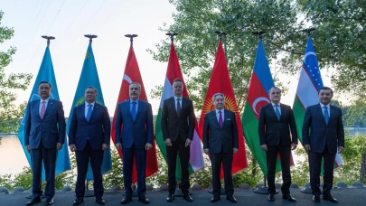 Dışişleri Bakanı Fidan, TDT toplantısında temaslarda bulundu