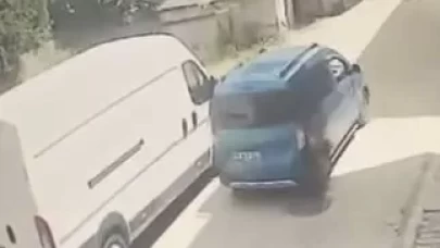 Sokakta oynarken düşen 4 yaşındaki çocuk aracın altında kaldı