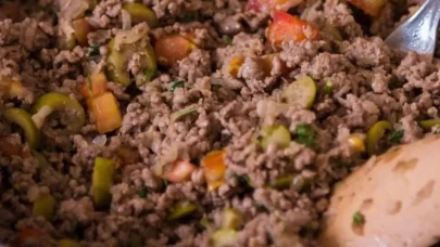 Yemek pişirirken kıyma kokusunu gideren 4 baharat