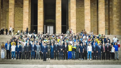 Ankaragücü'nün yeni yönetimi Anıtkabir’i ziyaret etti