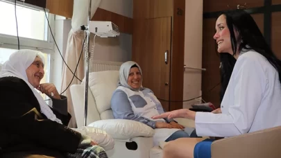 Kansere karşı gülümseyerek mücadele