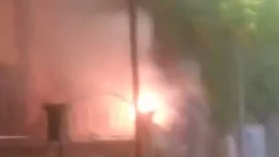 Elektrik tesisatı alev aldı mahalle ayağa kalktı