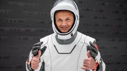 Türkiye'nin ilk astronotu Gezeravcı öğrencilerle buluştu