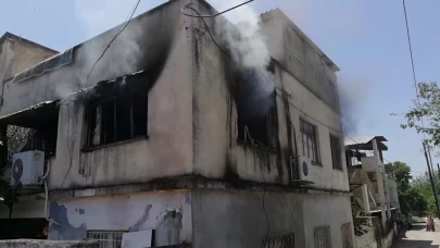 Dörtyol'daki yangında bir ev zarar gördü