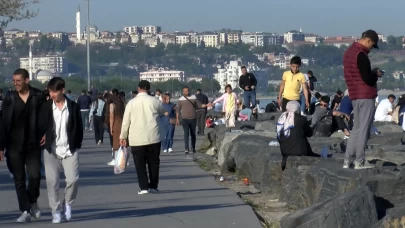 Hafta sonu güneş keyfi! Sahiller ve parklar dolup taştı