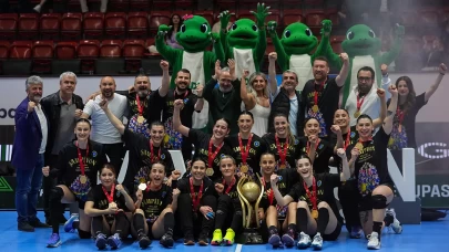 Kadınlar Hentbol Türkiye Kupası’nda şampiyon Bursa Büyükşehir