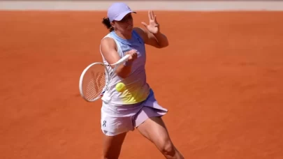 Iga Swiatek Fransa Açık'ta ikinci tura yükseldi