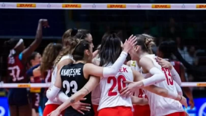 A Milli Kadın Voleybol Takımı, Hollanda'yı 3-0 yendi