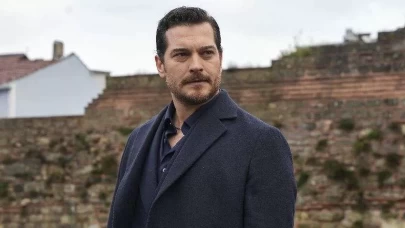 Eşref Rüya setine sevgili ziyareti! Çağatay Ulusoy ile Aslıhan Malbora'dan ilk görüntü geldi