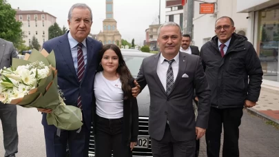 MHP'li Sadir Durmaz: Güçlü şehirler, güçlü Türkiye’nin temelidir