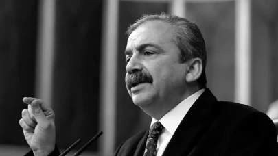 Sırrı Süreyya Önder'in aracında düzenek bulundu