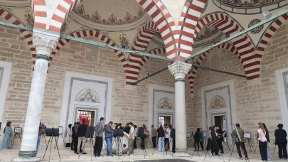 Edirne'de tarihi külliyede eskiz sergisi açıldı