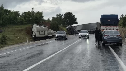 Konya’da iki ayrı kazada yollar kan gölüne döndü!