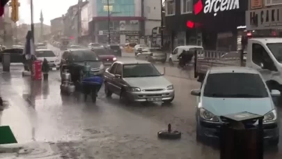 Sivas'ta dolu yağışı etkili oldu