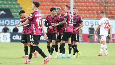 Alanyaspor sezonu galibiyetle kapattı