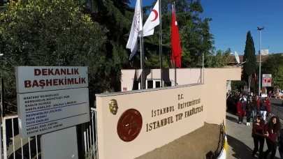 İÜ İSTANBUL TIP FAKÜLTESİ DEKANLIĞI
