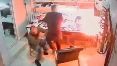 Cep telefonu bataryası bomba gibi patladı