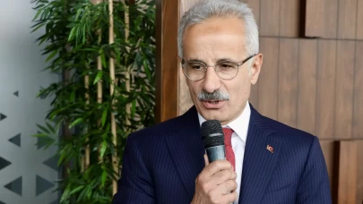 Türkiye’den küresel ulaştırma atağı! Bakan Uraloğlu, 5 ülkeden mevkidaşlarıyla görüştü