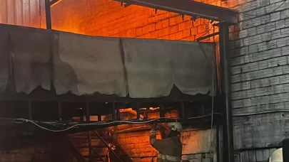 İzmir'de metal döküm atölyesinde yangın