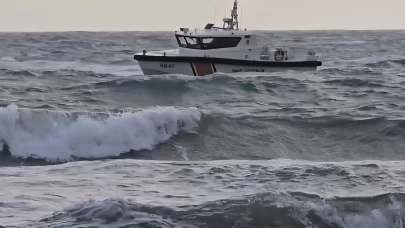 Hatay'da denizde çırpınan kişi kayıplara karıştı