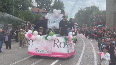 Isparta gülle donandı: Gül festivali dünyayı buluşturdu