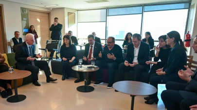 Cumhurbaşkanı Yardımcısı Yılmaz, Sırrı Süreyya Önder’in ailesine taziye ziyaretinde bulundu