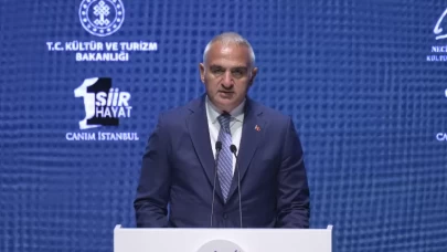 Bakan Ersoy: Necip Fazıl Kısakürek, bize köklerimizi hatırlattı