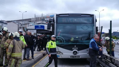 Beylikdüzü'nde metrobüs faciası! Kazanın görüntüleri ortaya çıktı