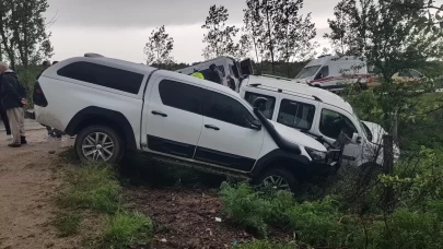 4 aracın karıştığı zincirleme kazada 9 kişi yaralandı