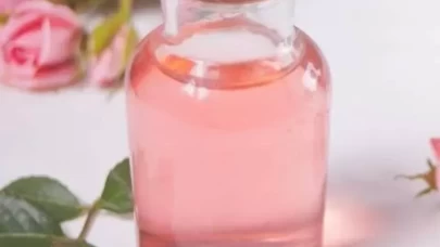 Doğal tonik! Gül suyunun cilde faydaları ve kullanımı